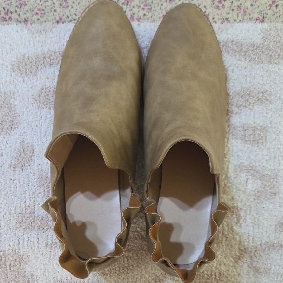 Tan Ruffle Ankle Boots - Picture 6 of 7
